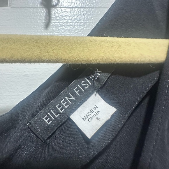 Eileen Fisher 100% Silk V-Neck Black Maxi Dress with pockets Size Small - Picture 4 of 7